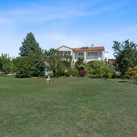 Almas Villa Neoric